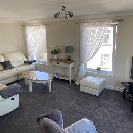 Eastcliffe Penthouse, 2 Beds & Bathrooms With Parking Cleethorpes Exterior photo